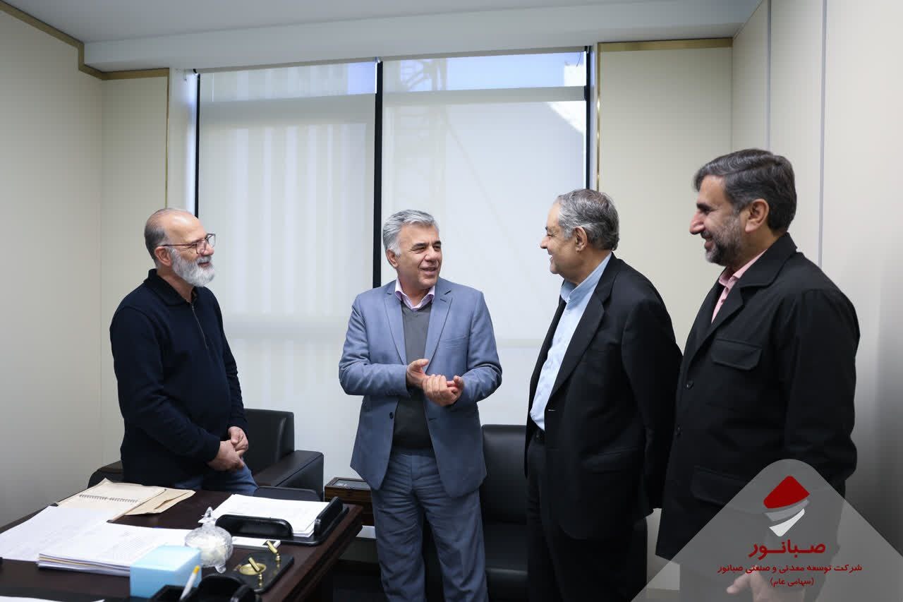 بازدید مدیرعامل صبانور از شرکت معدنکار باختر بازدید مدیرعامل صبانور از شرکت معدنکار باختر