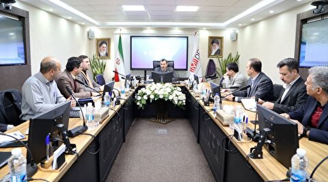 تاکید سمیعی‌نژاد بر تکمیل زنجیره تولید الکترود گرافیتی در کشور