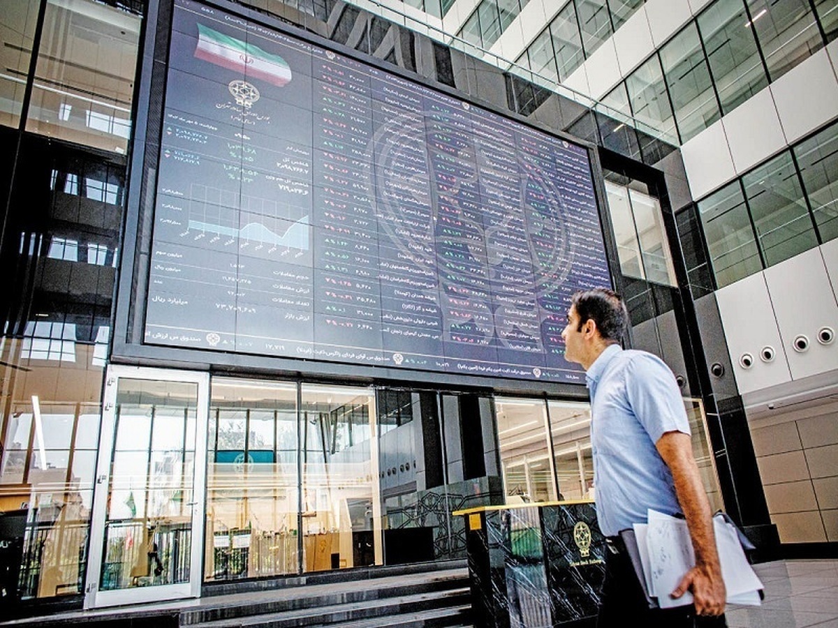 ارزش معاملات خرد به ۱۳ همت نزدیک شد