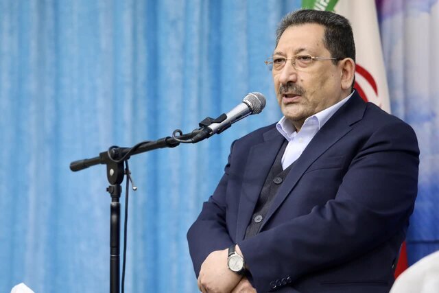 صنایع و معادن کشور خودکفایی را مورد اهتمام داشته باشند صنایع و معادن کشور خودکفایی را مورد اهتمام داشته باشند