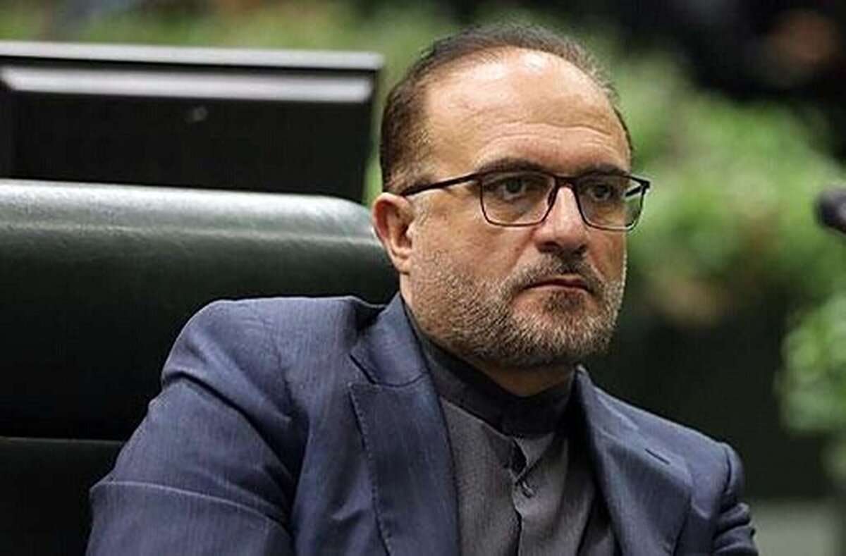 انتقاد از شیوه اجرای بخشنامه محدودیت حساب بانکی/ دولت الکترونیک بدون زیرساخت مردم را سردرگم کرده است/ بستن حساب بانکی نباید به افزایش سفر بین شهری منجر شود