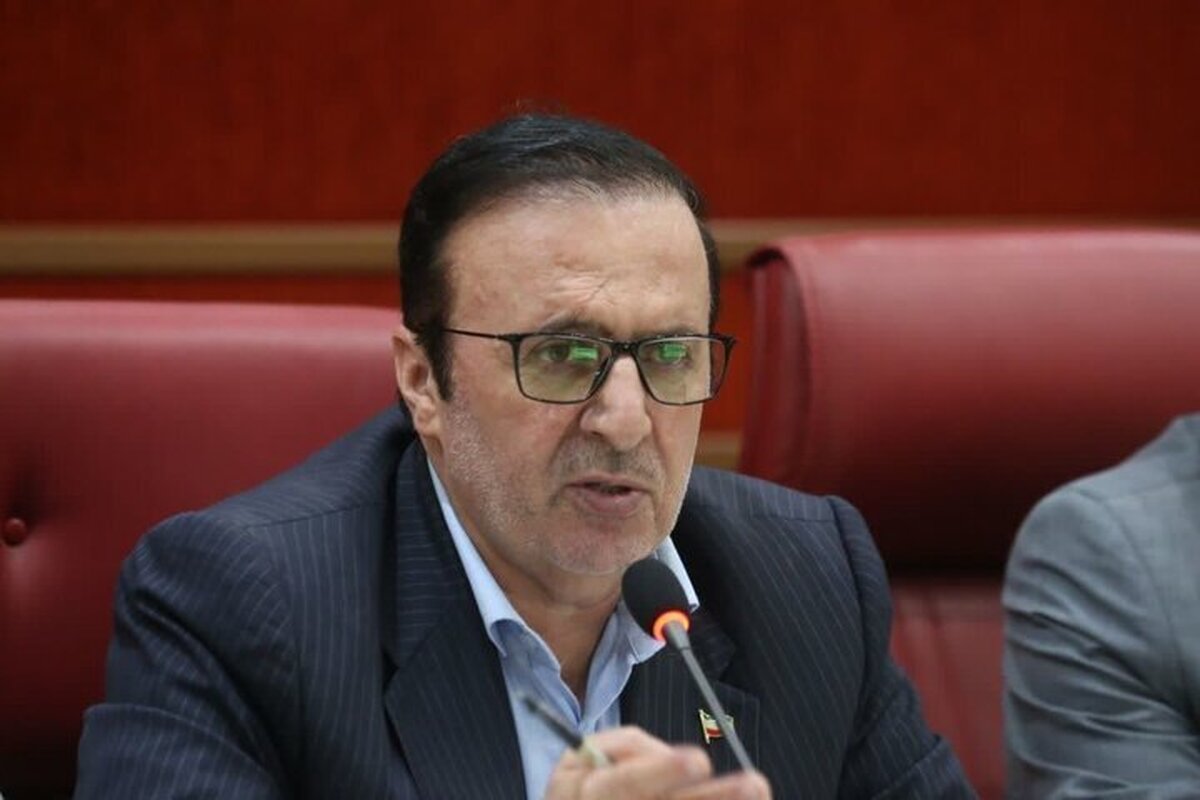 معادن و بازار نباید در سیاست‌گذاری‌های حوزه صمت مغفول بماند