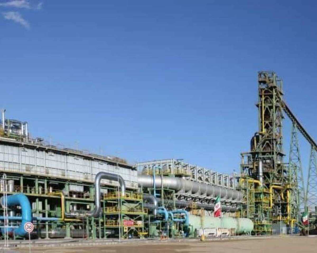 بالاترین تولید ماهیانه ۳۰ روزه در تاریخ واحد احیای مستقیم فولاد غدیر نی‌ریز ثبت شد