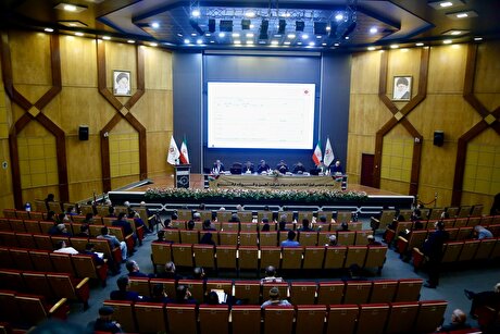 گزارش تصویری از مجمع عمومی فوق‌العاده شرکت آهن و فولاد ارفع