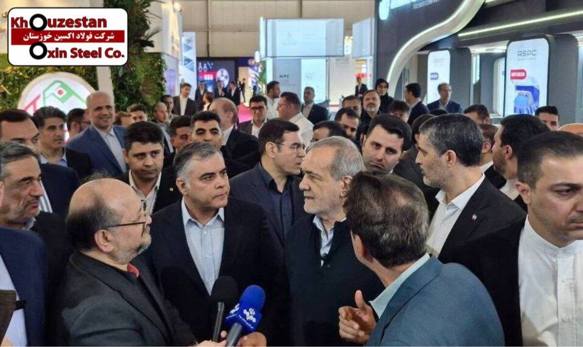 آغاز به کار بیست‌و‌نهمین نمایشگاه بین‌المللی نفت، گاز، پالایش و پتروشیمی ایران با حضور رئیس‌جمهور و وزیر نفت