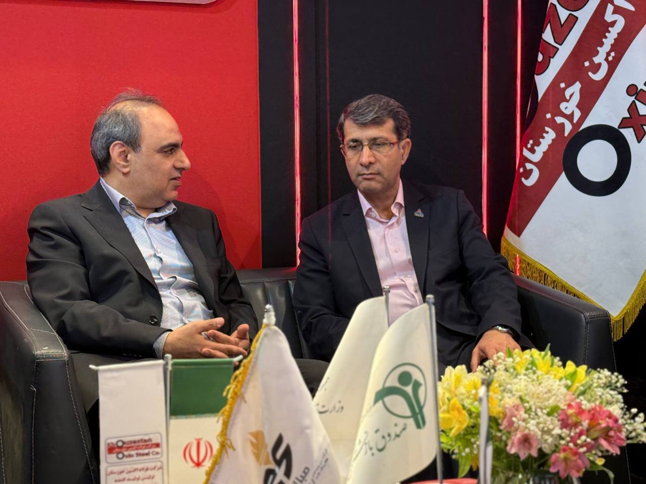 گفتوگوی تخصصی مدیران عامل شرکتهای مهندسی و توسعه گاز ایران و فولاد اکسین خوزستان درباره توسعه همکاریهای راهبردی گفتوگوی تخصصی مدیران عامل شرکتهای مهندسی و توسعه گاز ایران و فولاد اکسین خوزستان درباره توسعه همکاریهای راهبردی