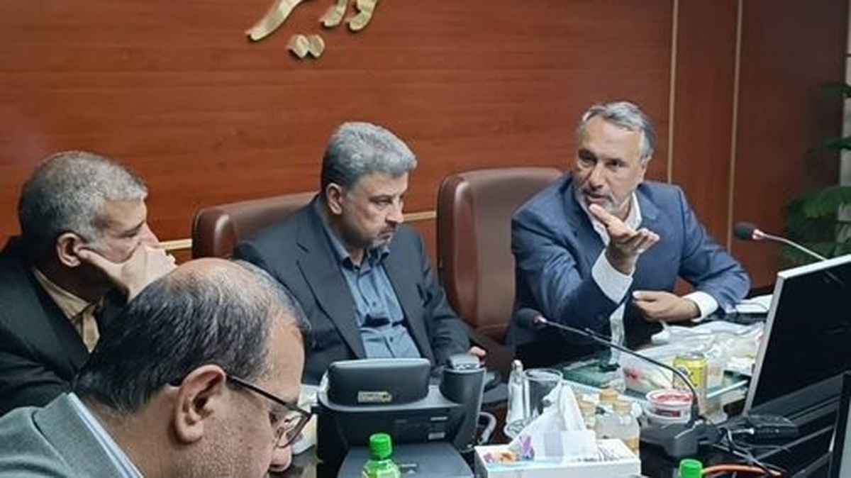 بحران برق نتیجه بی‌برنامگی و کم‌کاری دولت در سرمایه‌گذاری است / عدالت در توزیع برق رعایت نمی‌شود