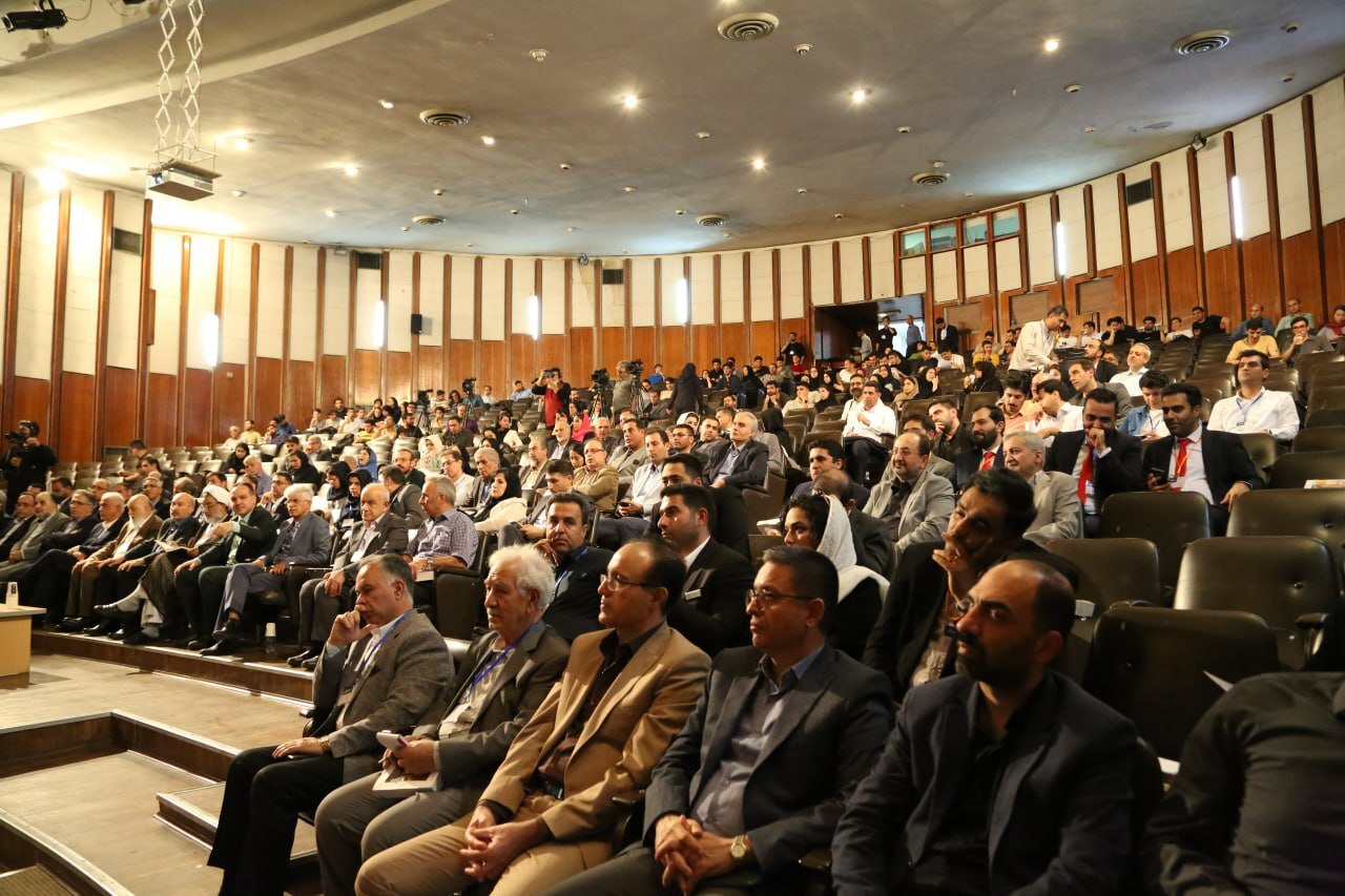 آقاجانلو: نقش موثر دانشگاهها در رشد ضریب پیچیدگی زنجیره و تولید محصولات متنوع/ نوآوری و رشد بهرهوری؛ الزامات معدن و صنایع معدنی است آقاجانلو: نقش موثر دانشگاهها در رشد ضریب پیچیدگی زنجیره و تولید محصولات متنوع/ نوآوری و رشد بهرهوری؛ الزامات معدن و صنایع معدنی است