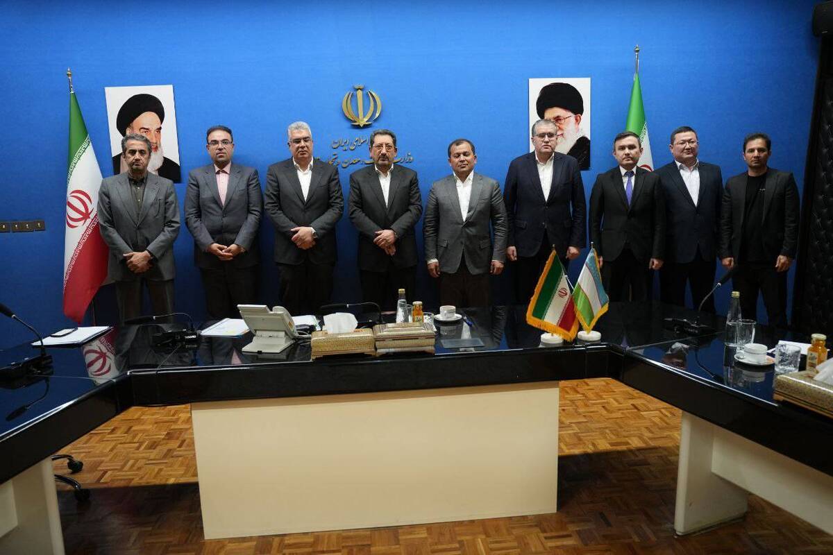 دیدار رئیس اتاق بازرگانی ازبکستان و هیات تجاری همراه با وزیر صمت در تهران
