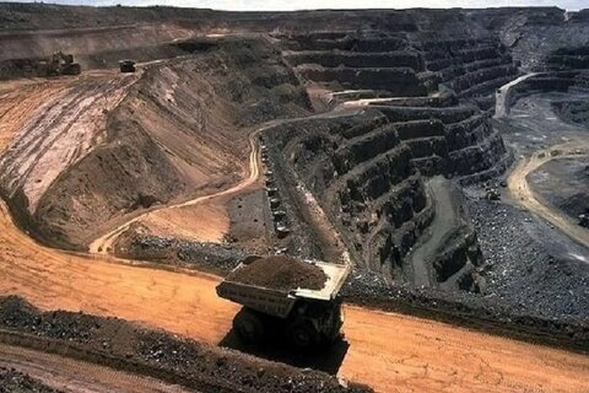 بازگشت قیمت سنگ آهن به کانال ۱۰۰ دلار