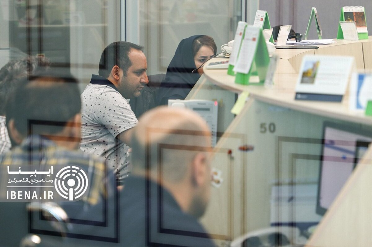 شاخص کل بورس ۱۲ هزار واحد تقویت شد