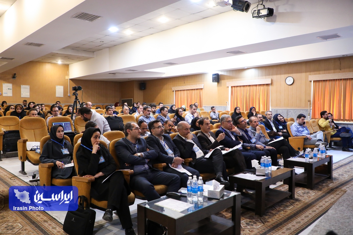چالشهای زیستمحیطی اصفهان در پنل تخصصی آب و پساب بررسی شد چالشهای زیستمحیطی اصفهان در پنل تخصصی آب و پساب بررسی شد
