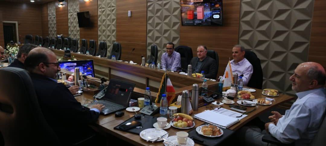 جلسه هیات مدیره شرکت فولاد خوزستان برگزار شد جلسه هیات مدیره شرکت فولاد خوزستان برگزار شد