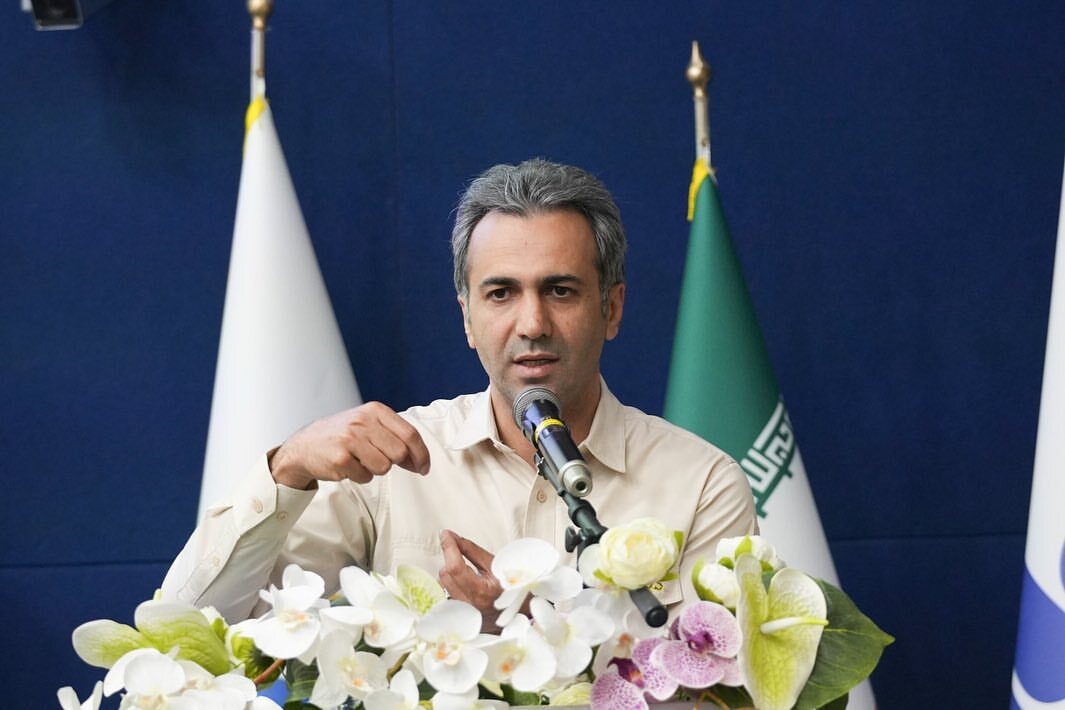 برگزاری همایش تجلیل از برترینها و همیاران نظام آراستگی در مجتمع صنایع آلومینیوم جنوب برگزاری همایش تجلیل از برترینها و همیاران نظام آراستگی در مجتمع صنایع آلومینیوم جنوب