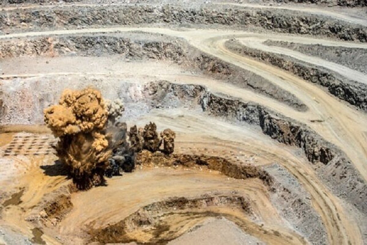 لزوم تدوین سند راهبردی منابع معدنی خراسان جنوبی با نگاه عملیاتی و نقطه‌زن