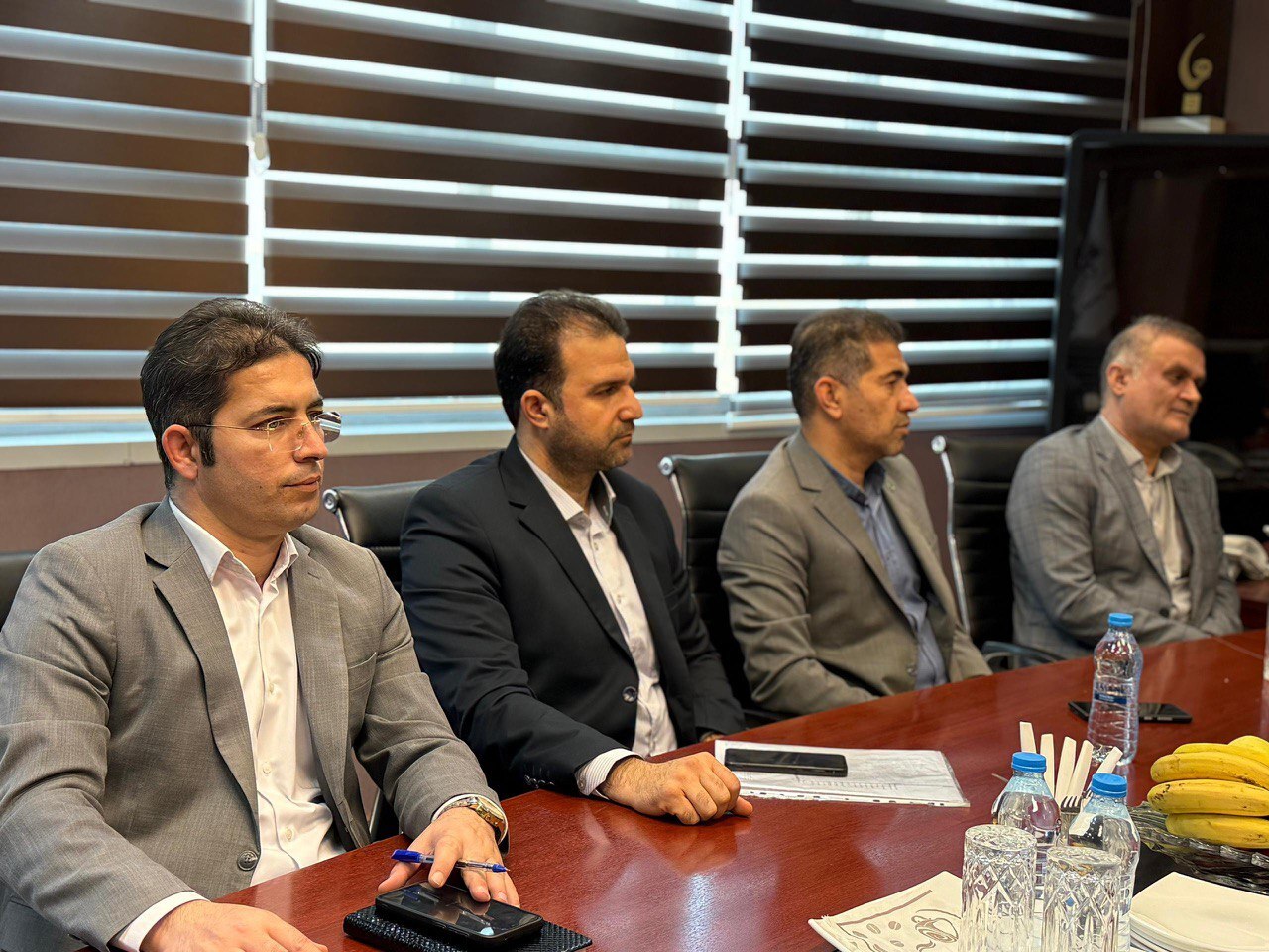 دیدار مدیرعامل فولاد اکسین خوزستان با مدیر شعب بانک توسعه تعاون خوزستان برگزار شد