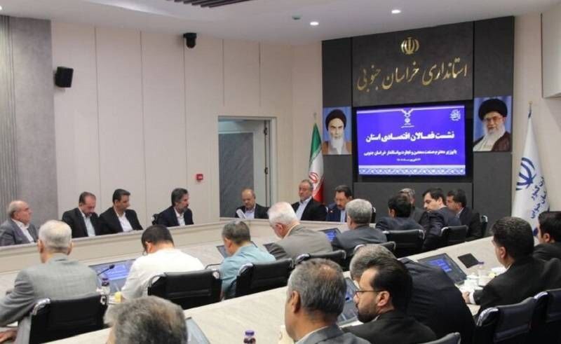افزایش سهم معادن در توسعه محلی از اولویتهای وزارت صمت است افزایش سهم معادن در توسعه محلی از اولویتهای وزارت صمت است