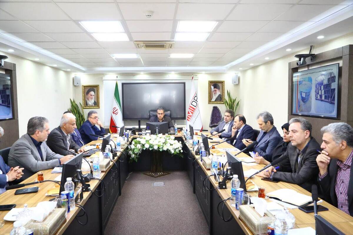 تاکید آقاجانلو بر حمایت مالی از طرح‌های توسعه فولاد کردستان