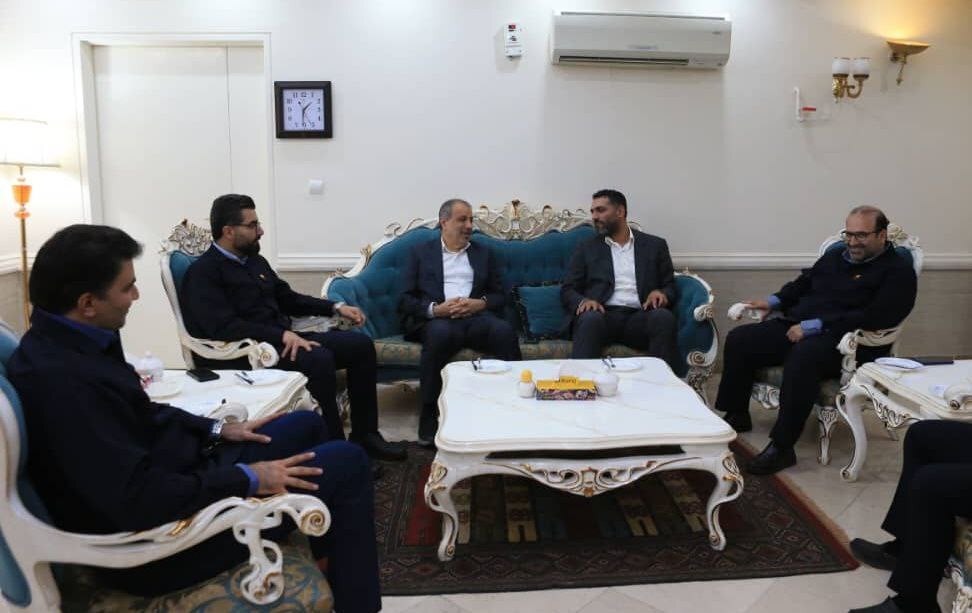 فرماندار اهواز با مدیرعامل گروه فولاد خوزستان دیدار کرد