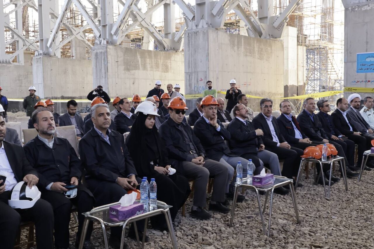 بازدید اعضای کمیسیون صنایع و معادن مجلس از مجتمع مس سونگون بازدید اعضای کمیسیون صنایع و معادن مجلس از مجتمع مس سونگون
