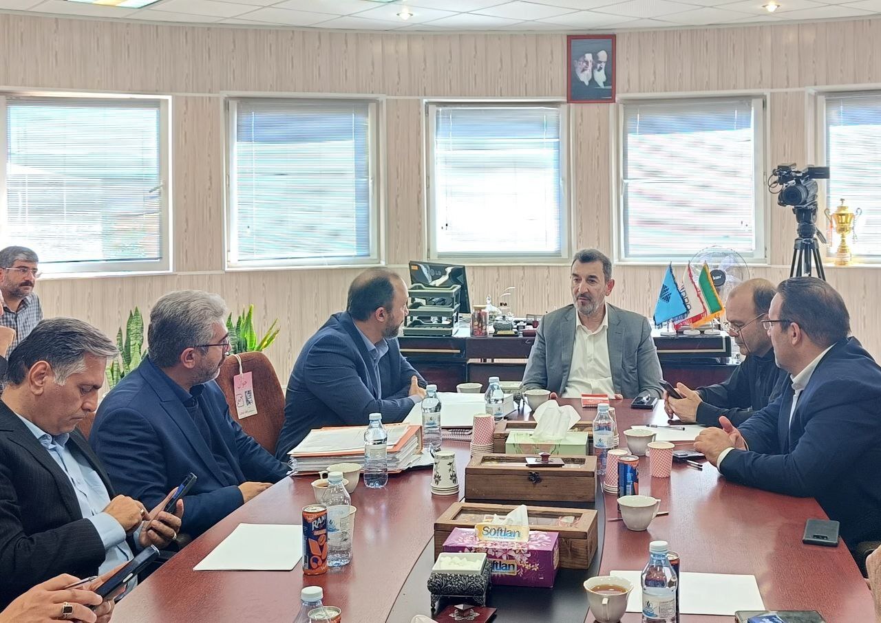 بازدید سمیعینژاد از طرح تولید آلومینا از نفلین سینیت سراب/ تأکید بر همافزایی برای رفع موانع پیشرفت پروژه بازدید سمیعینژاد از طرح تولید آلومینا از نفلین سینیت سراب/ تأکید بر همافزایی برای رفع موانع پیشرفت پروژه