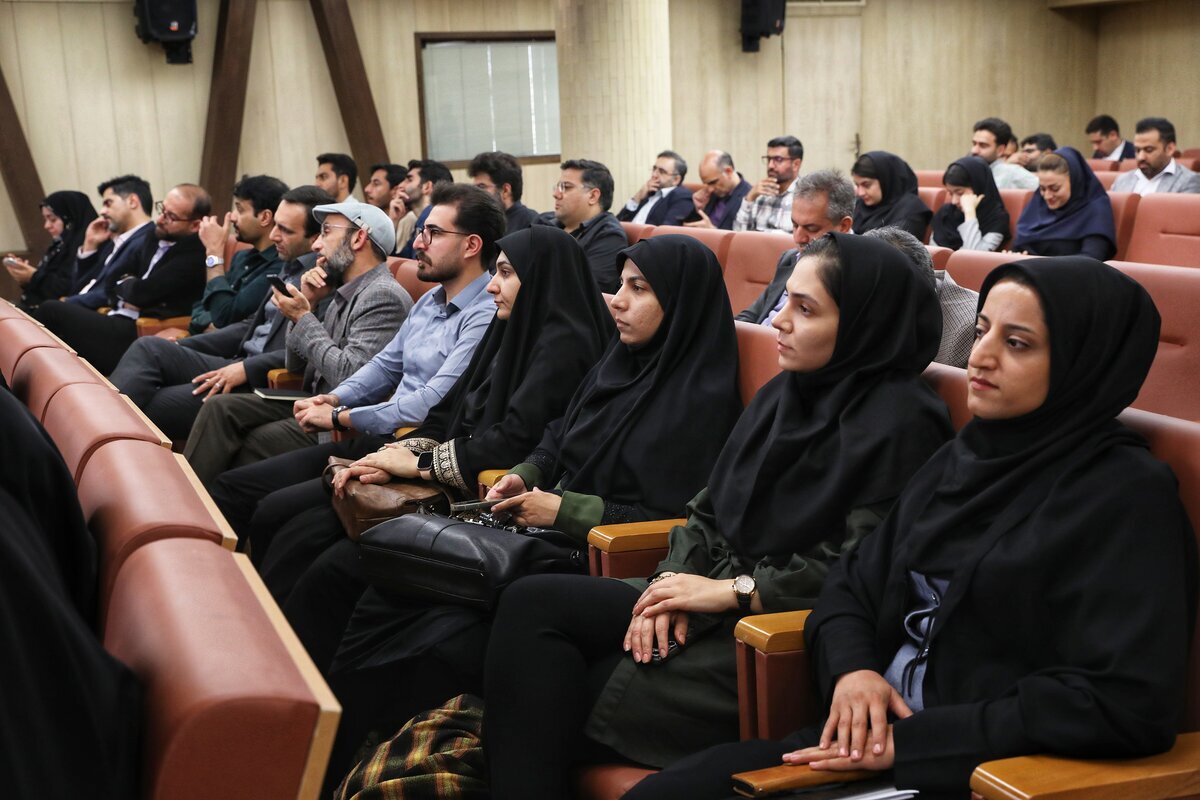 بهرهوری و نوآوری با حمایت فولاد مبارکه بهرهوری و نوآوری با حمایت فولاد مبارکه