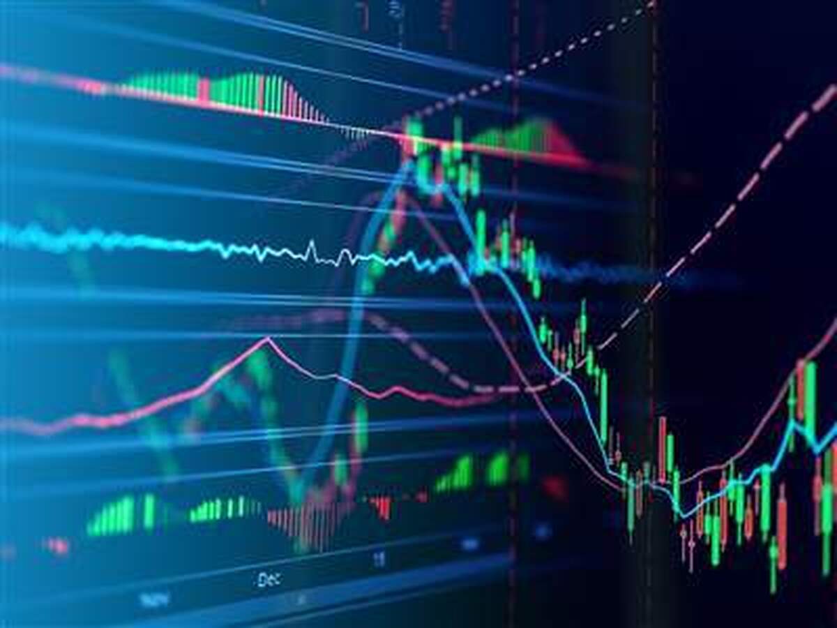 افت خفیف شاخص کل در برابر رشد هم‌وزن؛ تغییر تاکتیک سرمایه‌گذاران در بورس