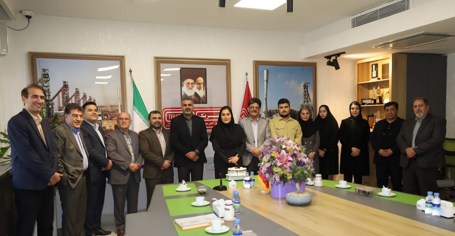 برگزاری مراسم گرامیداشت روز ایمنی، بهداشت و محیط زیست در شرکت ایریتک برگزاری مراسم گرامیداشت روز ایمنی، بهداشت و محیط زیست در شرکت ایریتک