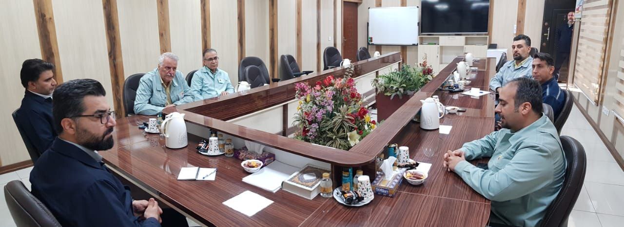 جلسه هماندیشی با جمعی از ارائهدهندگان مقالات در سمپوزیوم فولاد کیش جلسه هماندیشی با جمعی از ارائهدهندگان مقالات در سمپوزیوم فولاد کیش