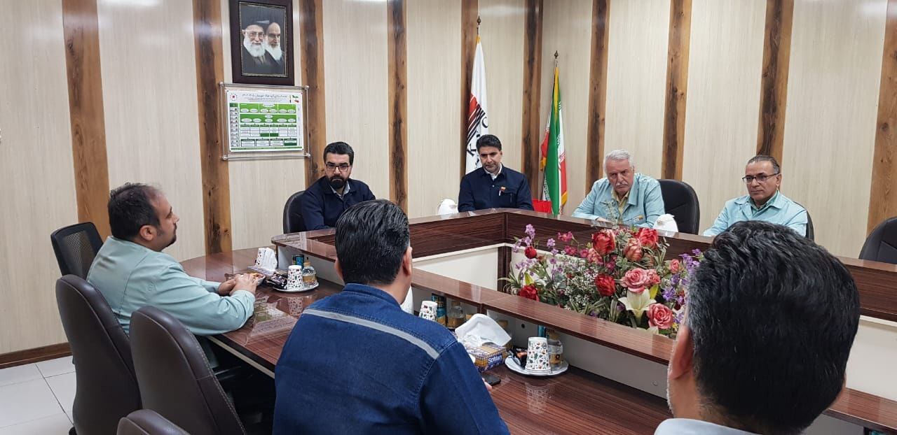 جلسه هماندیشی با جمعی از ارائهدهندگان مقالات در سمپوزیوم فولاد کیش جلسه هماندیشی با جمعی از ارائهدهندگان مقالات در سمپوزیوم فولاد کیش
