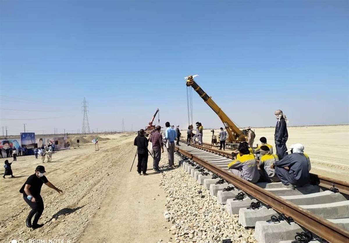اتمام ساخت خط‌آهن چابهار-زاهدان تا ۶ ماه آینده/ آغاز بهره‌برداری از تابستان ۱۴۰۵