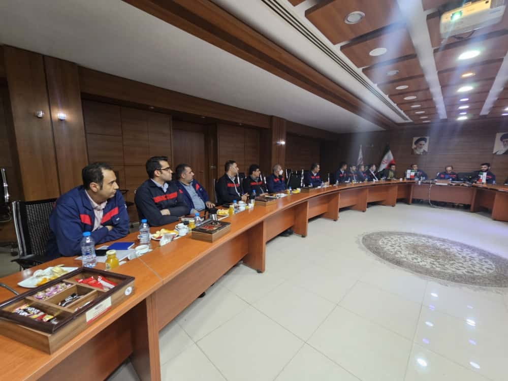 فولاد اکسین در دوران دشوار صنعت فولاد خوش درخشید فولاد اکسین در دوران دشوار صنعت فولاد خوش درخشید