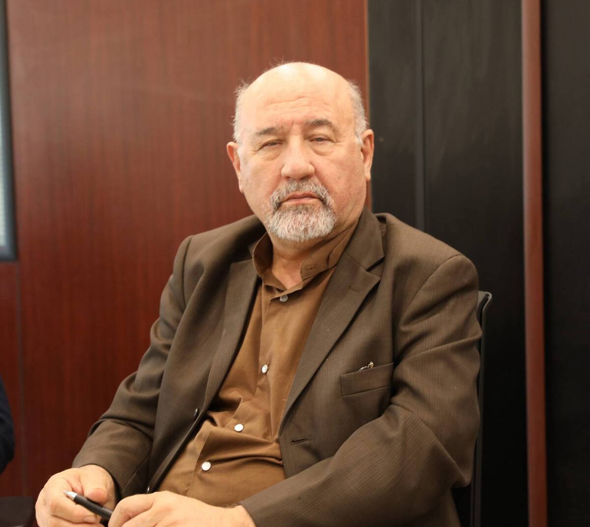 معادن خصوصی در تنگنا