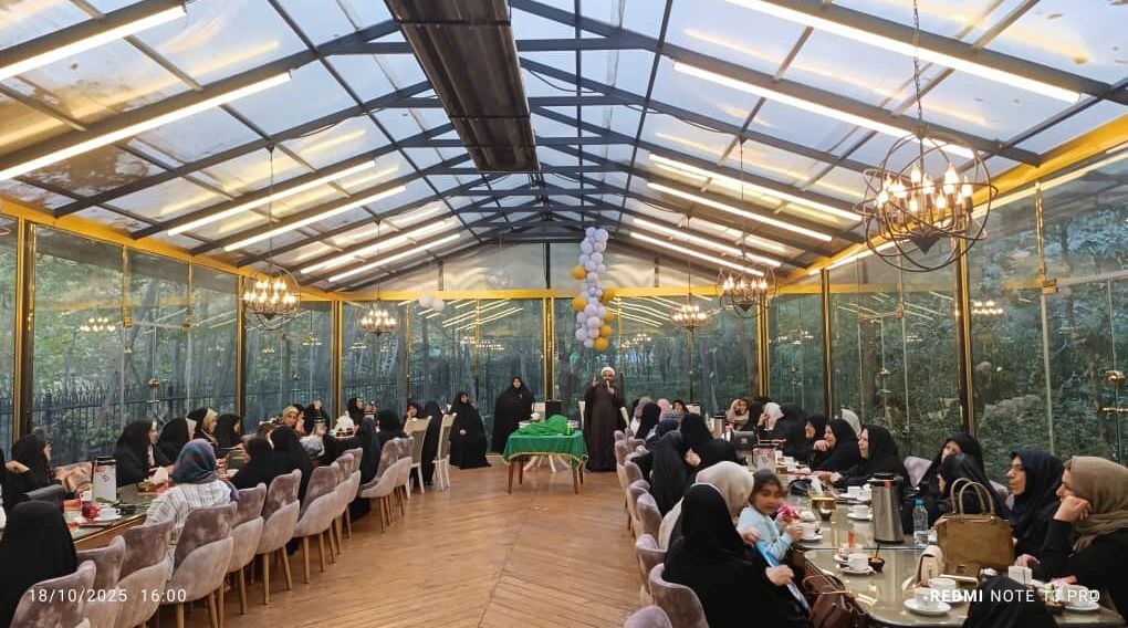 سفر سالیانه خانواده معزز شهدای فولاد خوزستان به مشهد مقدس سفر سالیانه خانواده معزز شهدای فولاد خوزستان به مشهد مقدس