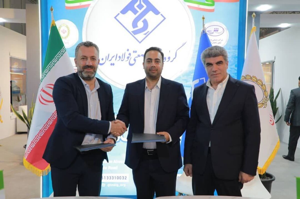 برگزاری آیین امضاء قرارداد همکاری تامین آهن اسفنجی مورد نیاز کارخانه فولادسازی گروه ملی