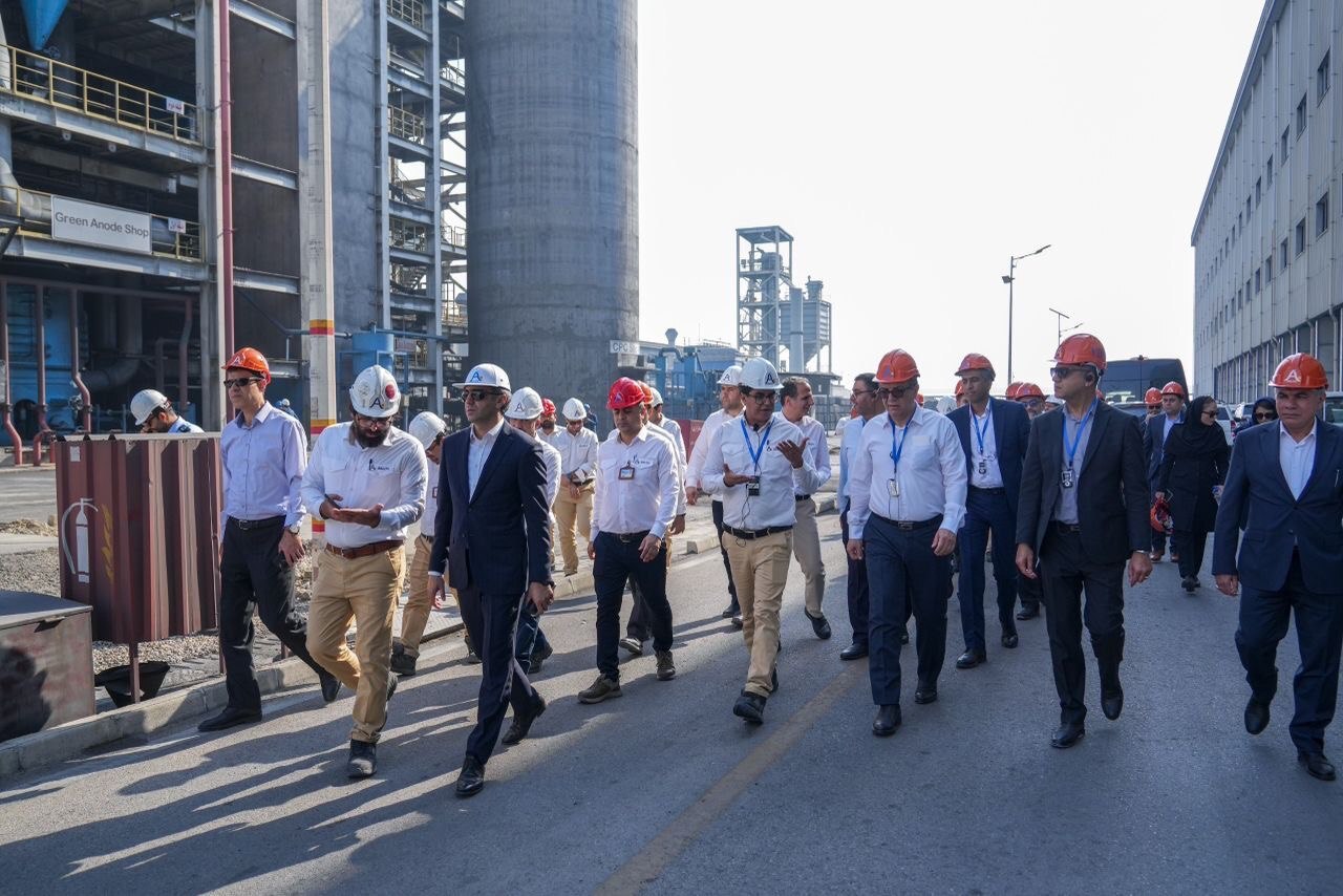 بازدید مدیران ارشد بانک صادرات ایران از مجتمع صنایع آلومینیوم جنوب بازدید مدیران ارشد بانک صادرات ایران از مجتمع صنایع آلومینیوم جنوب