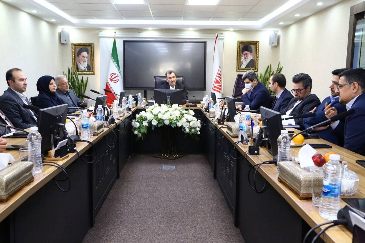سمیعی‌نژاد: برنامه تشکیل کارگروه ایمیدرو و بورس کالای ایران با هدف جذب سرمایه از طریق بورس کالا/ جهرمی: توسعه بورس کالا؛ با حمایت ایمیدرو محقق شد/ ارایه ۷ روش تامین مالی در بخش معدن و صنایع معدنی