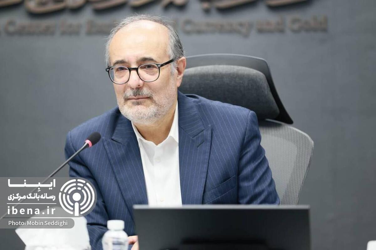 بانک مرکزی برای کنترل بازار به درآمد‌های ارزی مناسب نیاز دارد