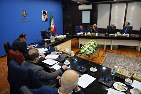 نشست وزیر صمت با انجمن صنایع پتروشیمی
