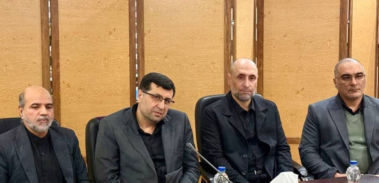 دیدار مشاور وزیر و مدیرکل حوزه وزارتی با مسوولان مرکز مقاومت بسیج وزارت صمت دیدار مشاور وزیر و مدیرکل حوزه وزارتی با مسوولان مرکز مقاومت بسیج وزارت صمت