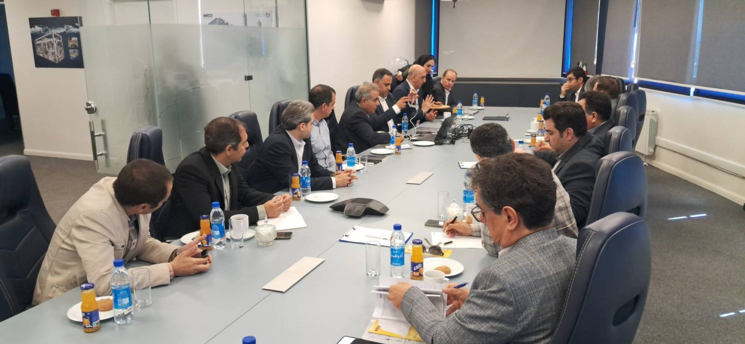 بازدید مدیرعامل فولاد زاگرس از مجموعه کمپرسورسازی «هتکو» بازدید مدیرعامل فولاد زاگرس از مجموعه کمپرسورسازی «هتکو»