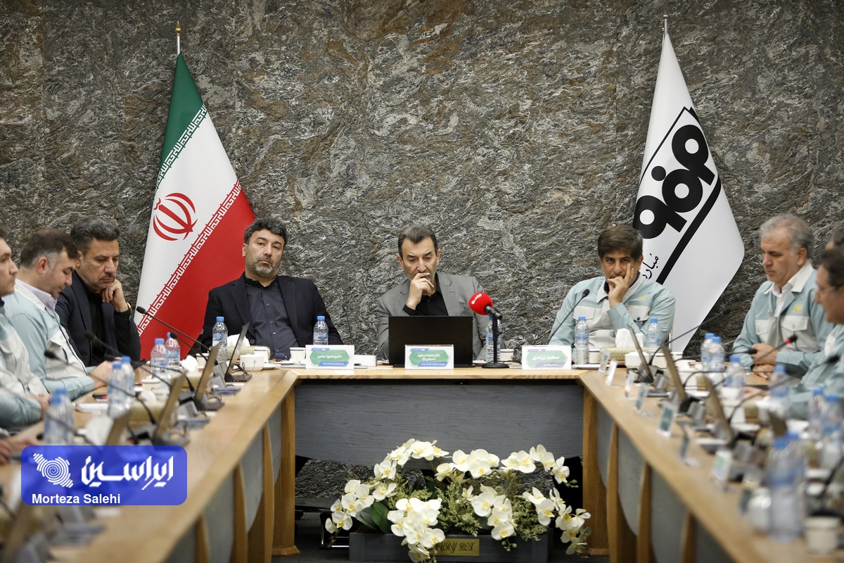 فولاد مبارکه نقش مهمی در جلوگیری از اختلال بازار ایفا کرد/ قدردانی از تلاش‌های فولاد مبارکه در مدیریت شرایط بحرانی و حفظ تولید پایدار