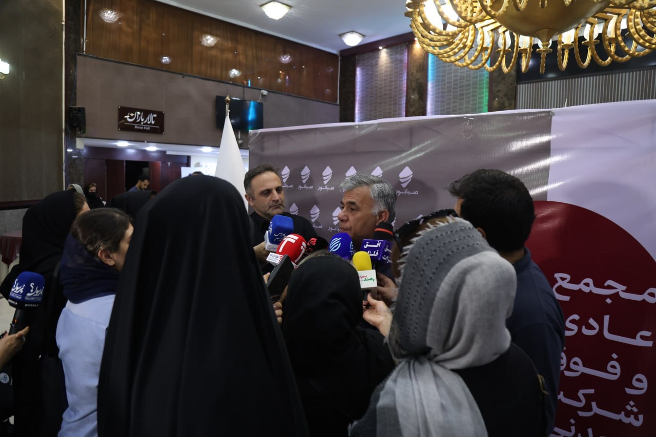 از نظر تامین ارز نگران نیستیم/ ژیراتوری به دریای عمان رسیده است از نظر تامین ارز نگران نیستیم/ ژیراتوری به دریای عمان رسیده است