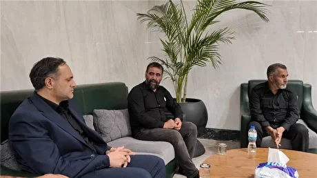 دیدار سرپرست بانک توسعه صادرات ایران با خانواده شهید علی خان‌بیگی