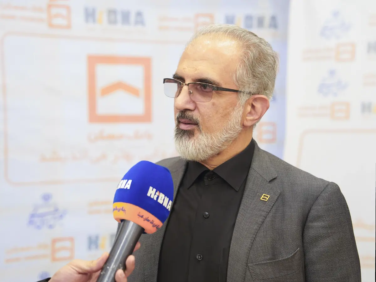 تا پایان سال جاری ناترازی بانک را به صفر می‌رسانیم