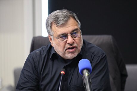 کوچک‌سازی دولت و کاهش هزینه‌های جاری، راه نجات تولید و مهار تورم است