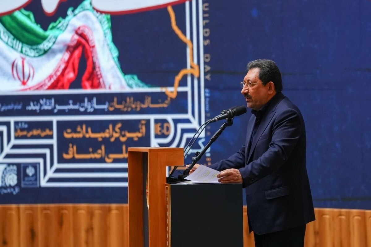 اصناف در خط مقدم حفظ آرامش بازار و اجرای سیاست‌های ملی قرار دارند