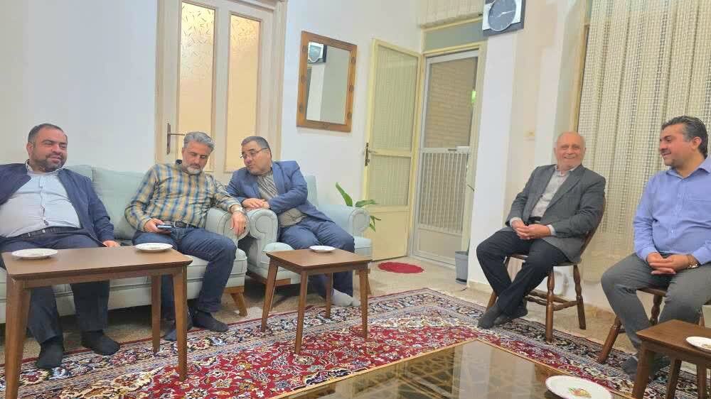 تقدیر شرکت ارفع از معلمان بازنشسته در آستانه روز معلم تقدیر شرکت ارفع از معلمان بازنشسته در آستانه روز معلم