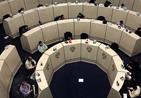رشد ۷۲ درصدی درآمد ۴۲۰ شرکت بازار سهام